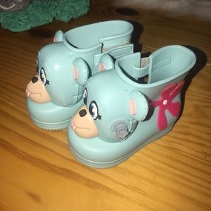 New in Box Mini Melissa size 5